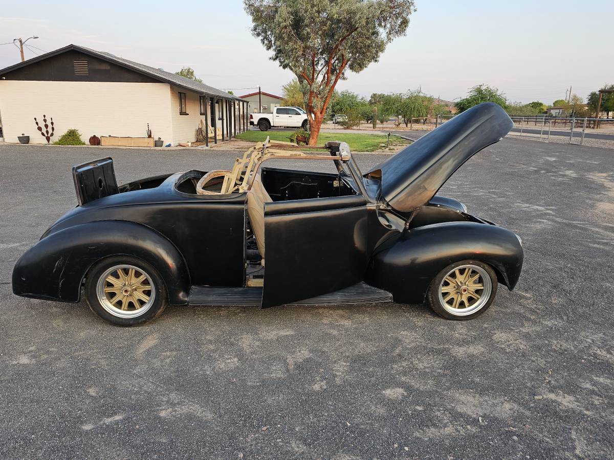 Ford-convertible-1939-black-1