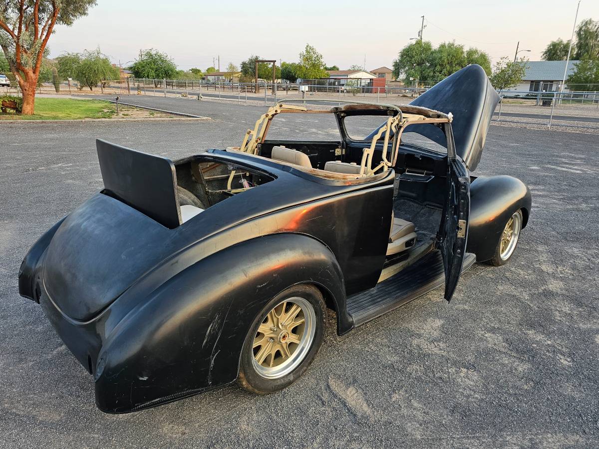 Ford-convertible-1939-black-3