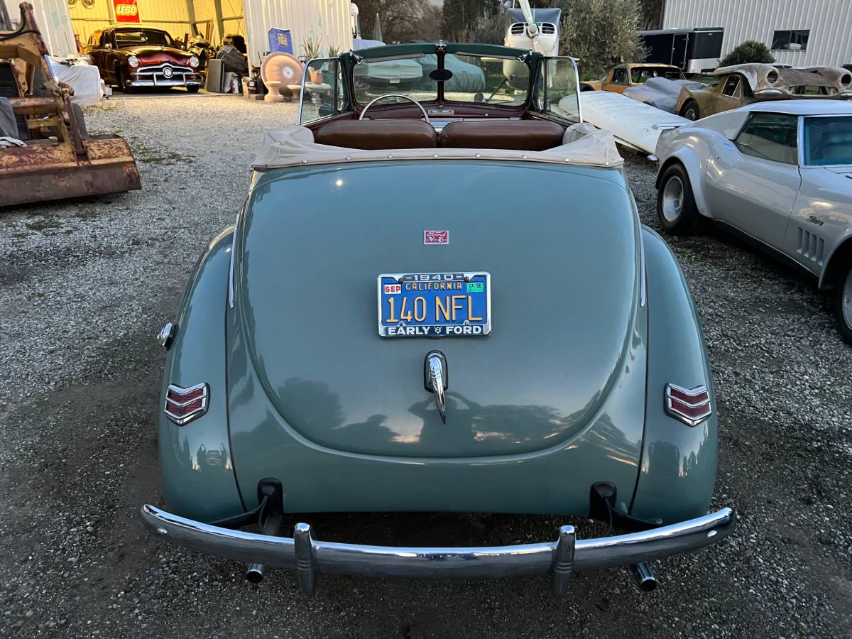 Ford-convertible-1940-6