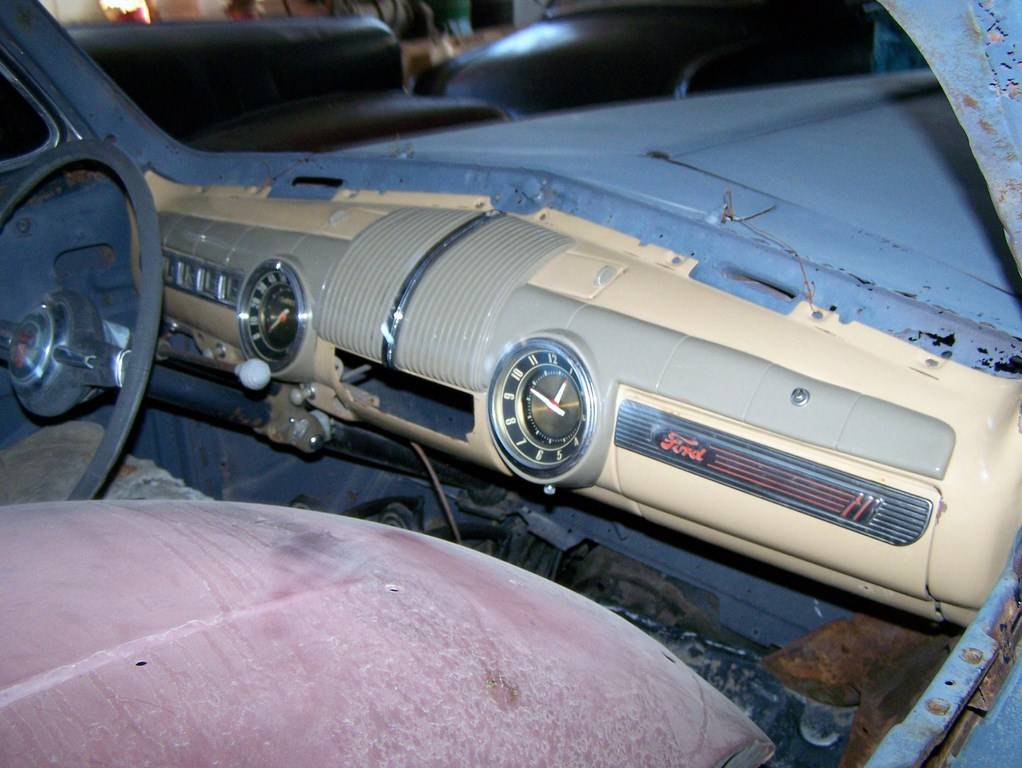 Ford-convertible-1946-grey-7