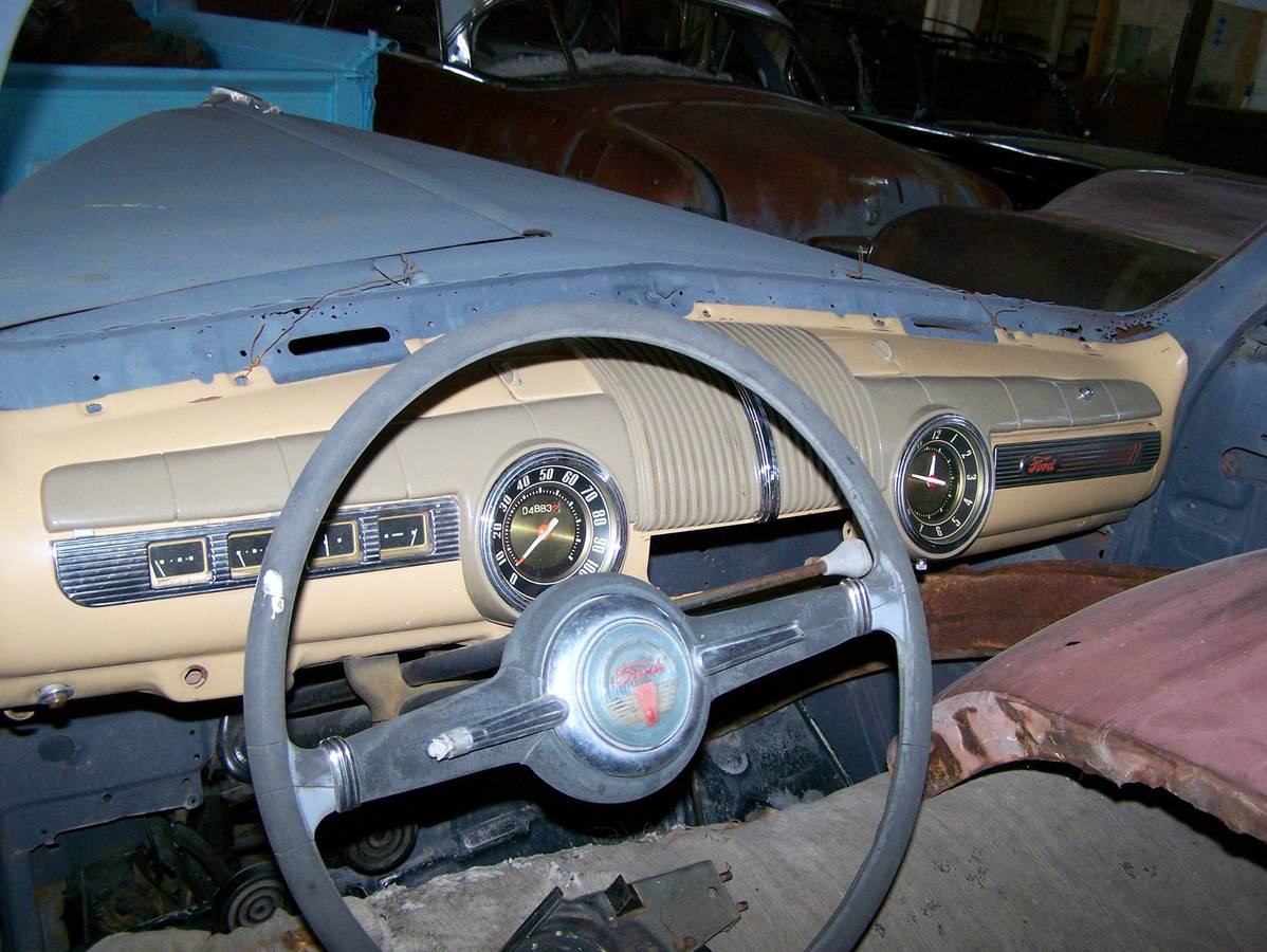 Ford-convertible-1946-grey-8