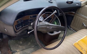 Ford-country-sedan-1969-green-12