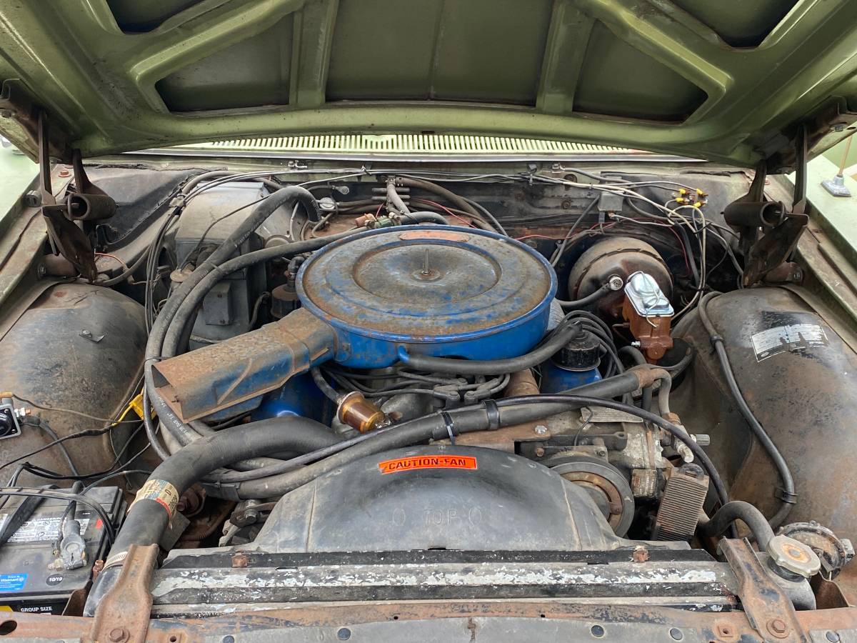 Ford-country-sedan-1969-green-4
