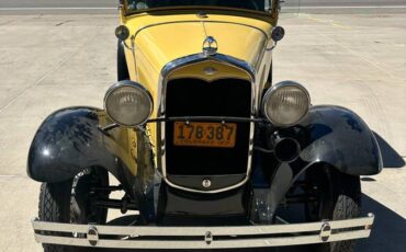 Ford-coup-1931-yellow