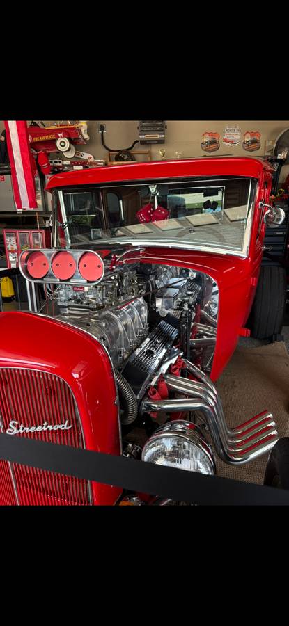 Ford-coupe-1930-red-4