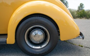 Ford-coupe-1937-yellow-9