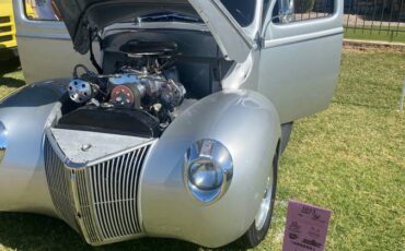 Ford-coupe-1940-silver-10