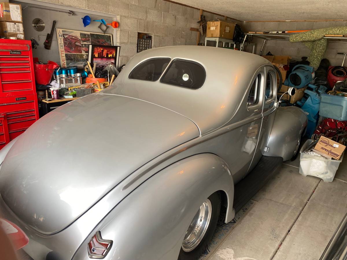 Ford-coupe-1940-silver-11
