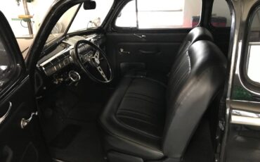Ford-coupe-1947-black-7