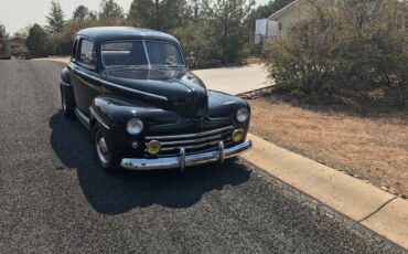 Ford-coupe-1947-black-8