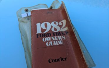 Ford-courier-1982-blue-10
