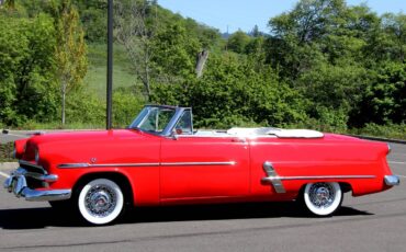 Ford-crestline-sunliner-convertible-1953-10