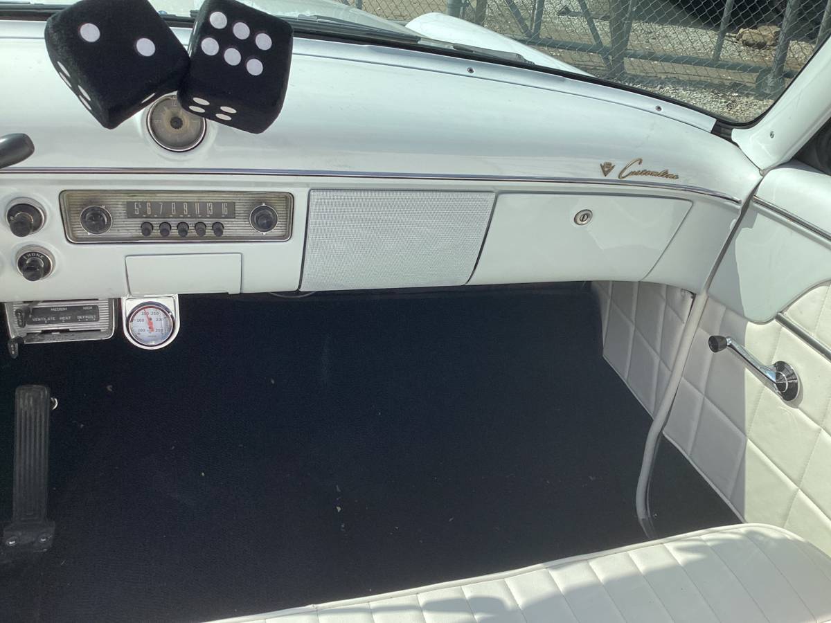 Ford-crestline-sunliner-convertible-1953-16