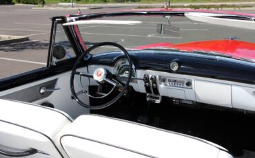 Ford-crestline-sunliner-convertible-1953-7