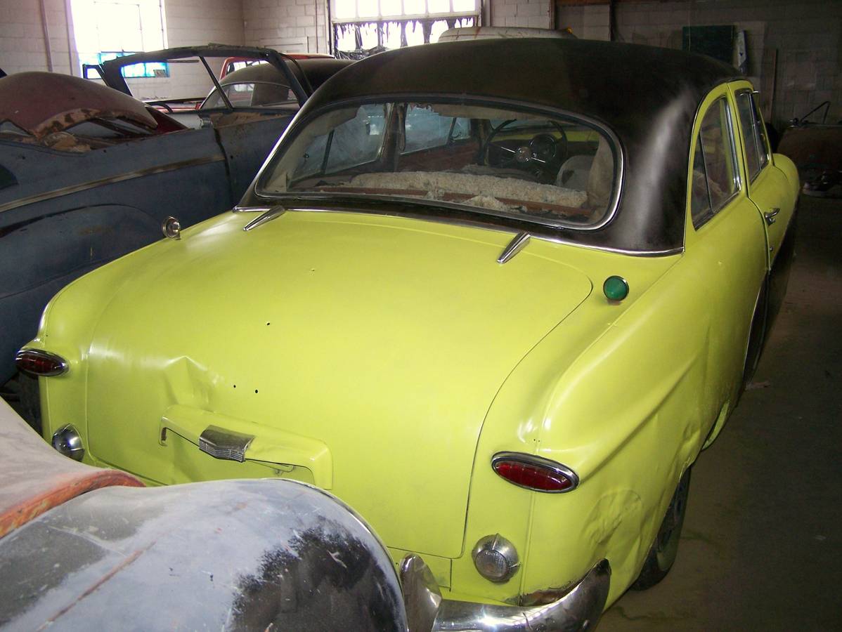 Ford-crestliner-1950-yellow-3