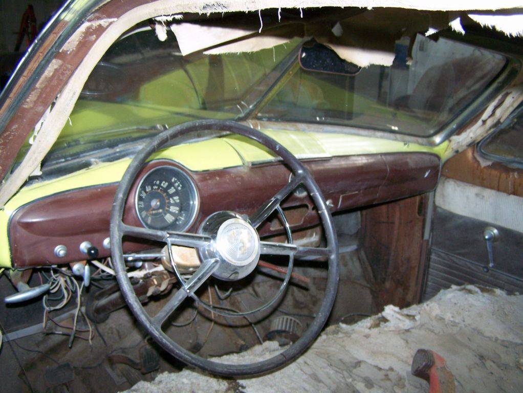 Ford-crestliner-1950-yellow-4