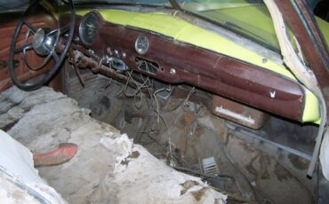Ford-crestliner-1950-yellow-5