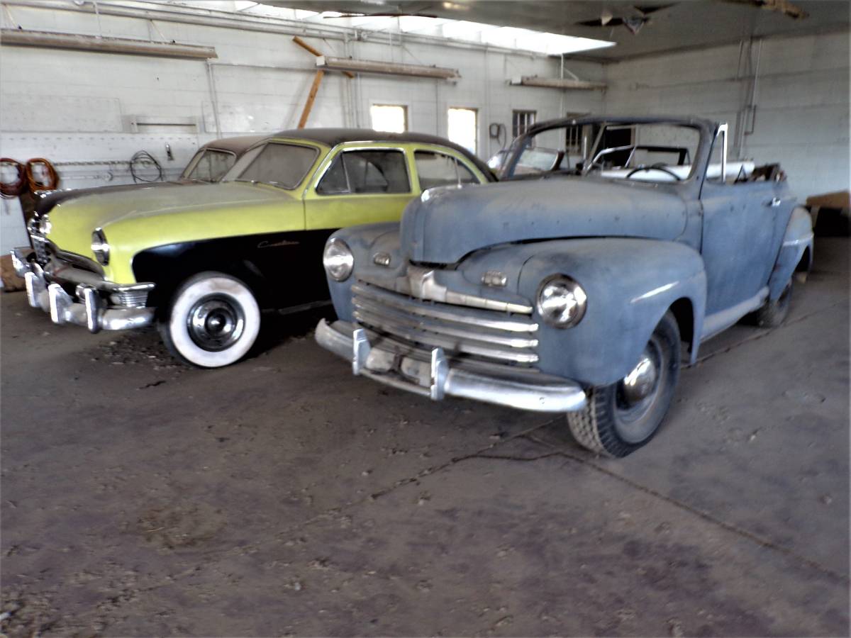 Ford-crestliner-1950-yellow-8