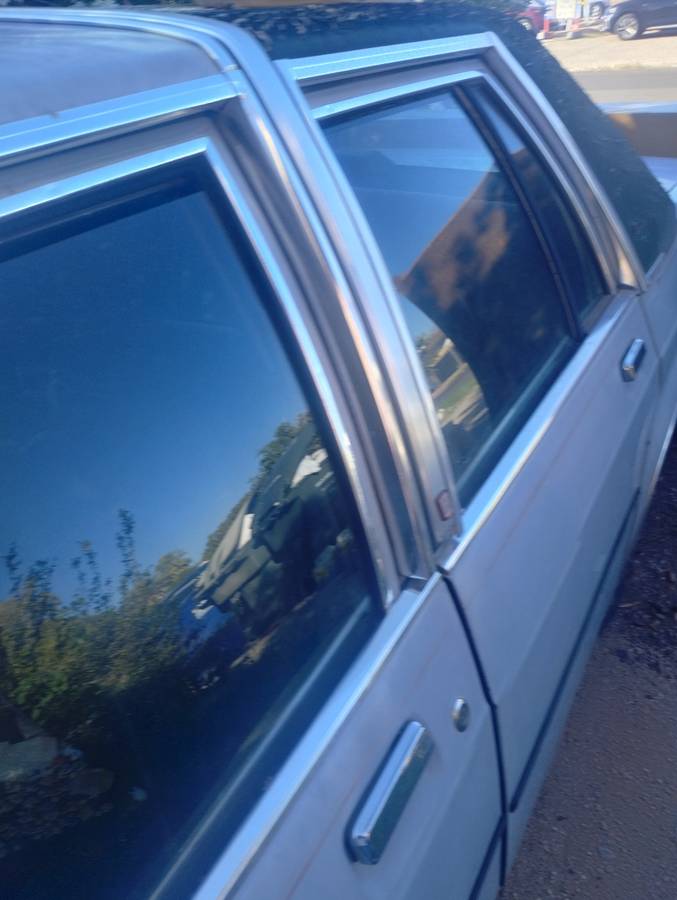 Ford-crown-victoria-1988-blue-4