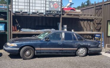 Ford-crown-victoria-1992
