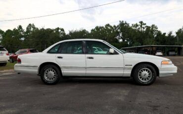 Ford-crown-victoria-lx-1995-black-27