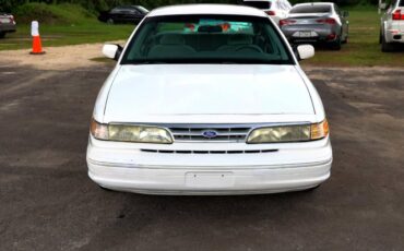 Ford-crown-victoria-lx-1995-black-31
