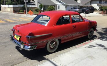 Ford-custom-1951-red-11