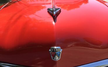 Ford-custom-1951-red-2