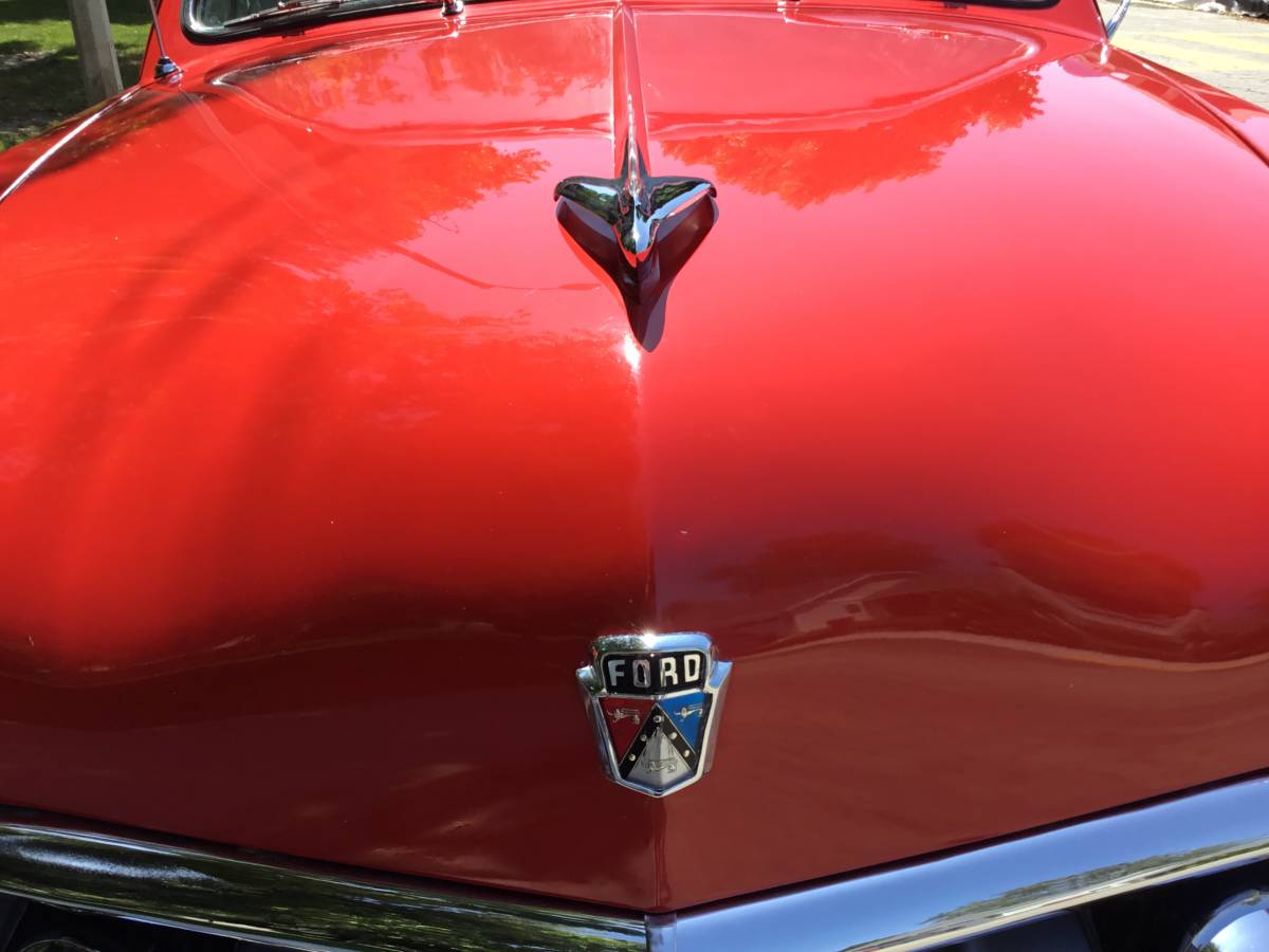 Ford-custom-1951-red-2