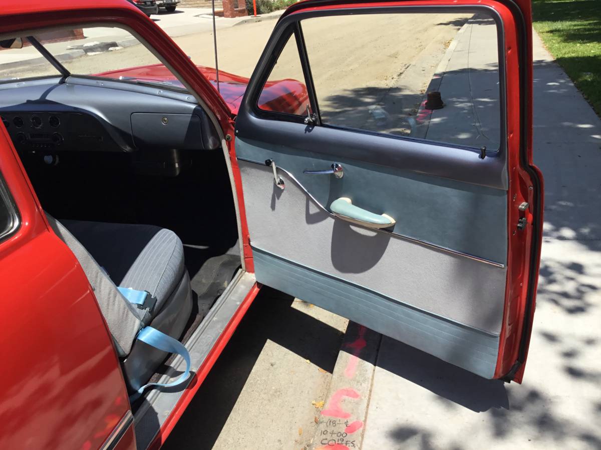 Ford-custom-1951-red-7