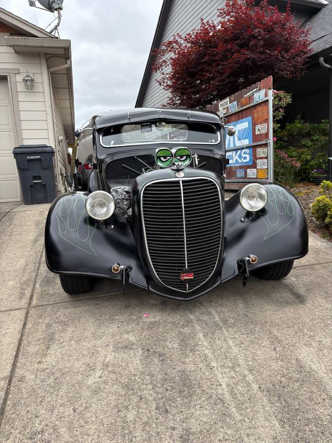 Ford-custom-hot-rod-pickup-1937-blue-1