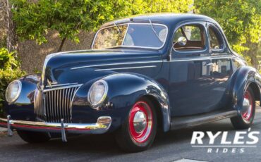 Ford-deluxe-1939-1