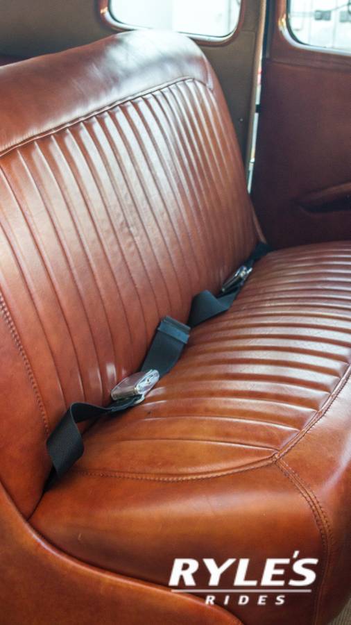 Ford-deluxe-1939-100