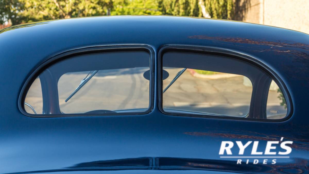 Ford-deluxe-1939-97