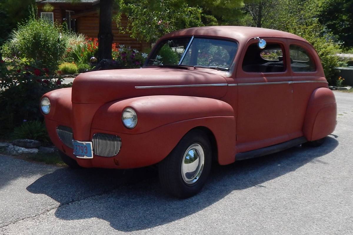 Ford-deluxe-1941-grey-10