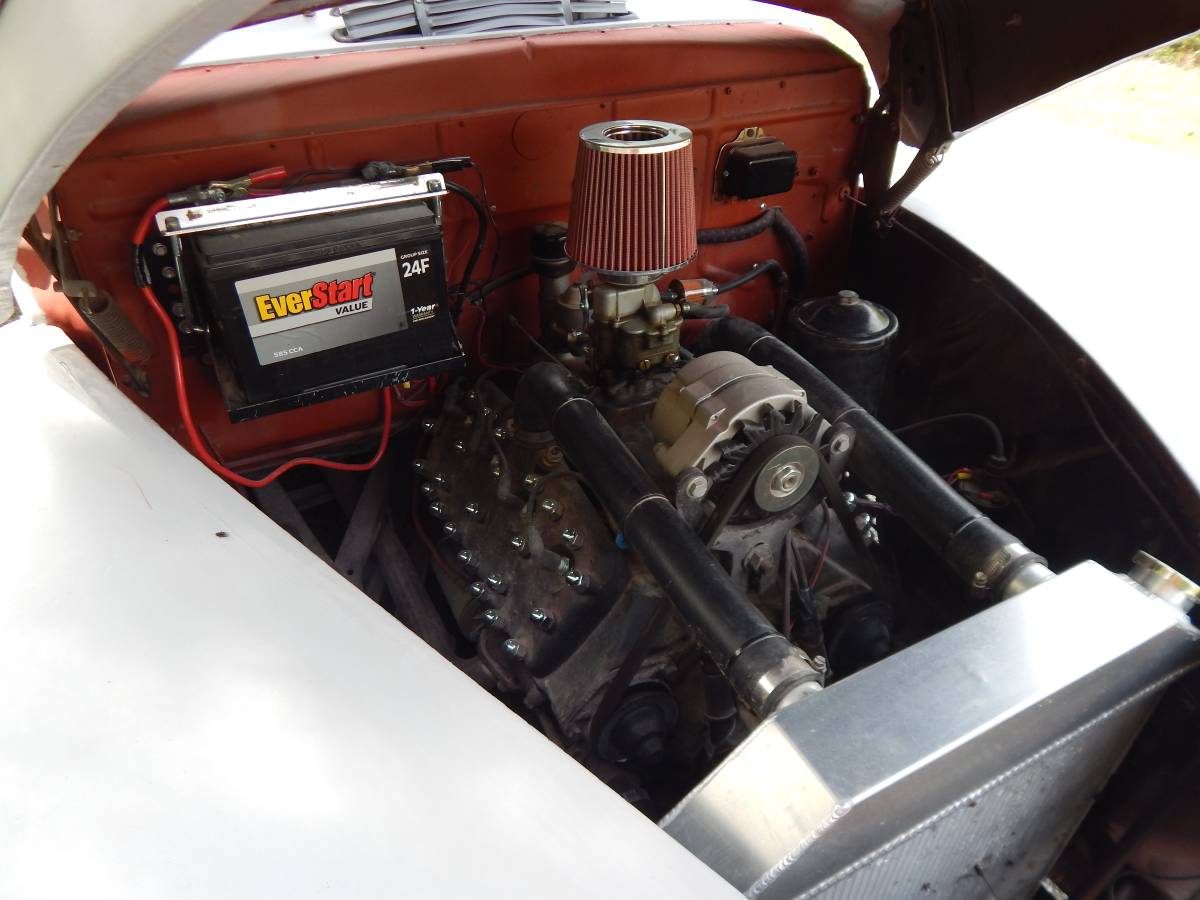 Ford-deluxe-1941-grey-11