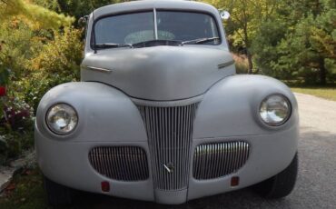 Ford-deluxe-1941-grey-17