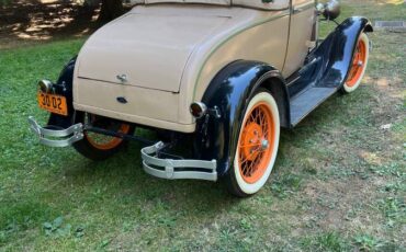 Ford-deluxe-coupe-1928-yellow-1