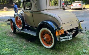 Ford-deluxe-coupe-1928-yellow-3