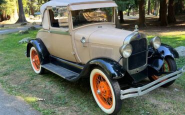 Ford-deluxe-coupe-1928-yellow