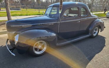 Ford-deluxe-coupe-1940-blue-29