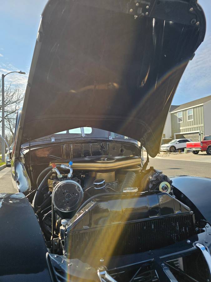 Ford-deluxe-coupe-1940-blue-33