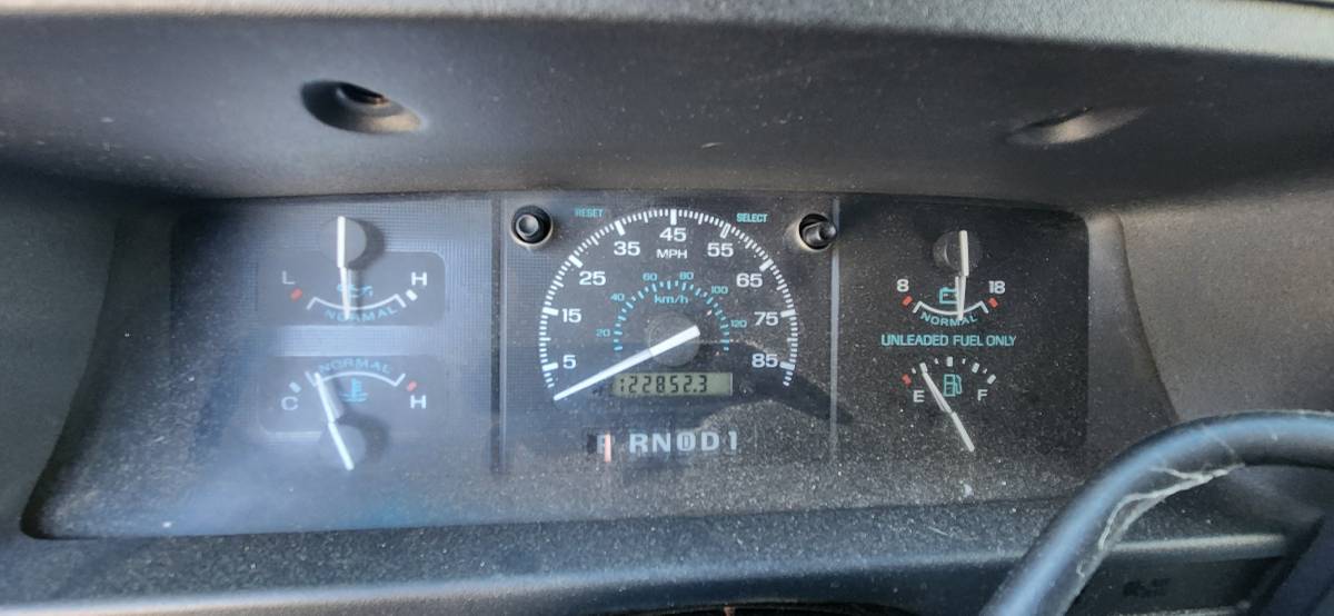 Ford-e-150-1992-12