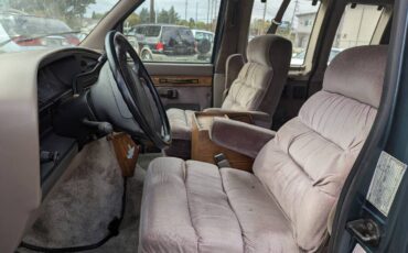 Ford-e-150-conversion-van-1995