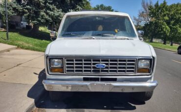 Ford-e-150-econoline-1979-grey