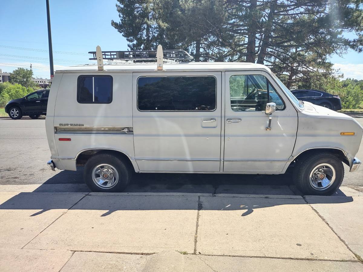 Ford-e-150-econoline-1979-grey-7
