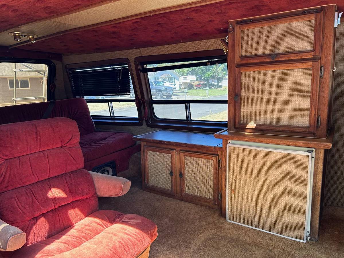 Ford-e-150-econoline-1983-brown-13