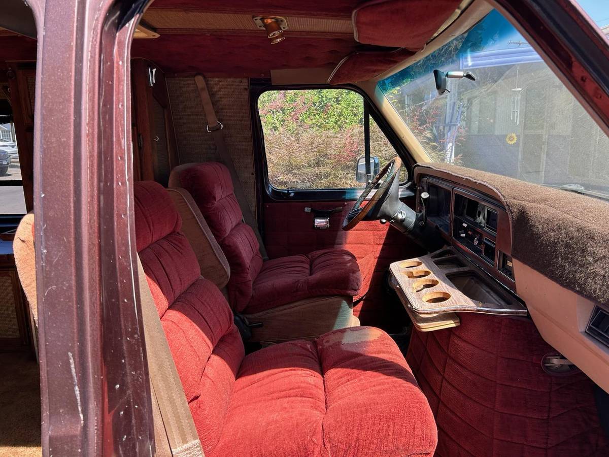 Ford-e-150-econoline-1983-brown-2