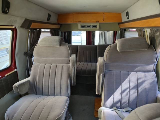 Ford-e-150-econoline-1988-10