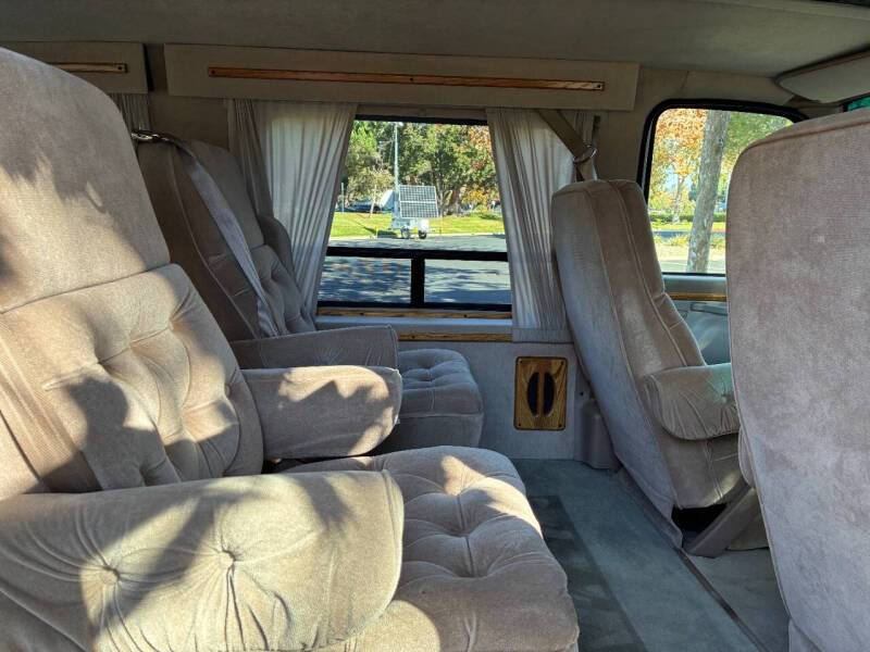 Ford-e-150-econoline-1995-10